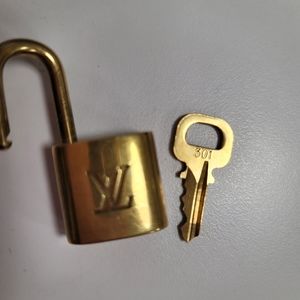 LV lock with key #301